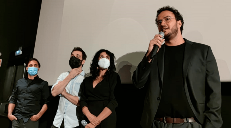 Armando Ravelo y el elenco acompañaron al filme durante su gira peninsular / TA